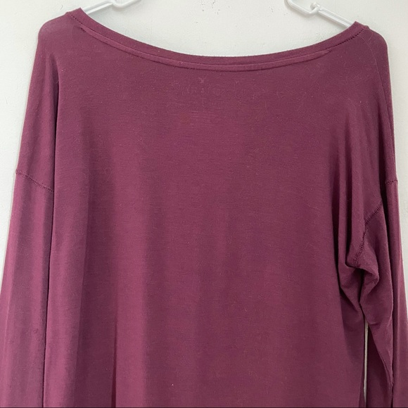 AMERICAN EAGLE Maroon Long Sleeved T-Shirt Soft & Sexy Tee Size Medium - Picture 7 of 8